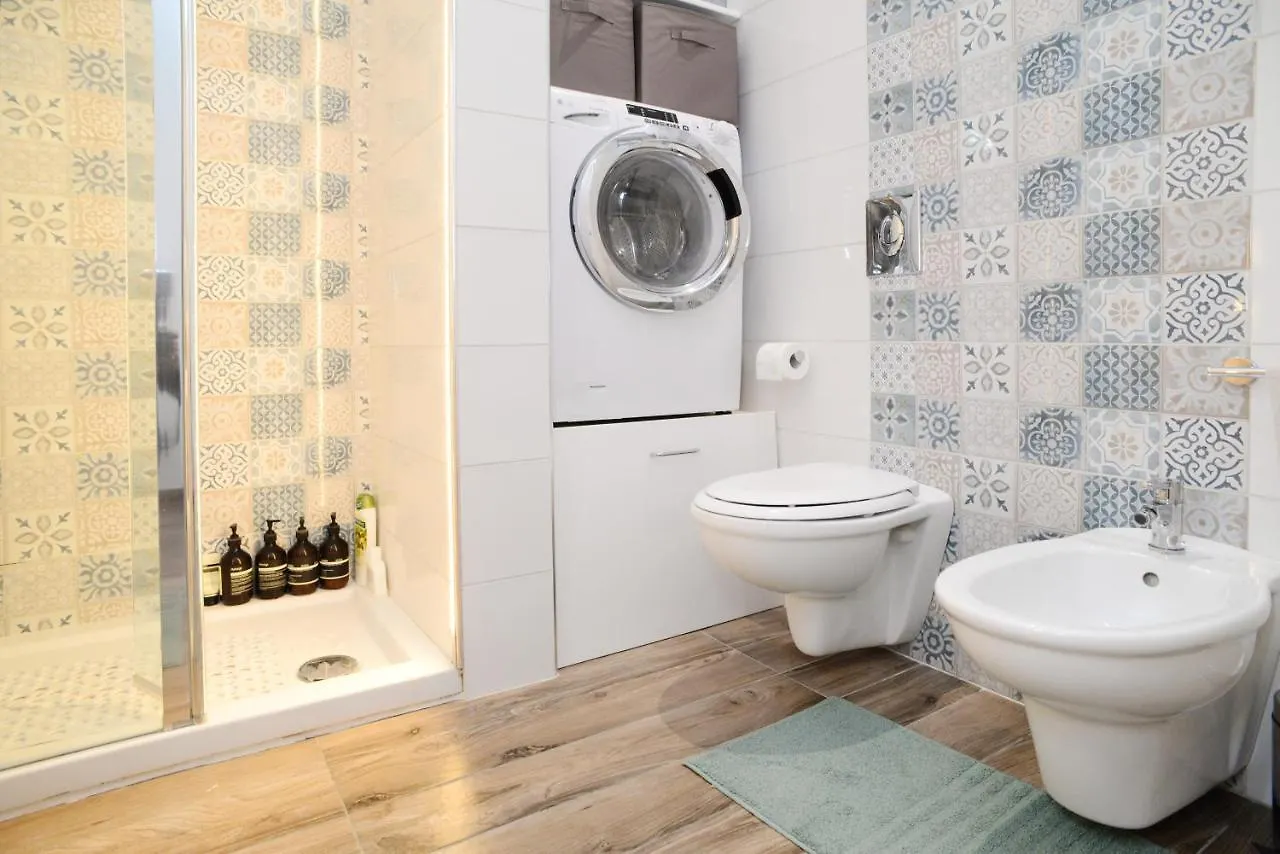 Comfortable, Silent And Charming Loft By The Navigli Milan Apartment