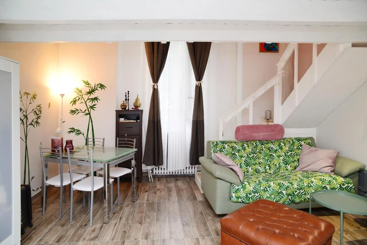 Comfortable, Silent And Charming Loft By The Navigli Milan