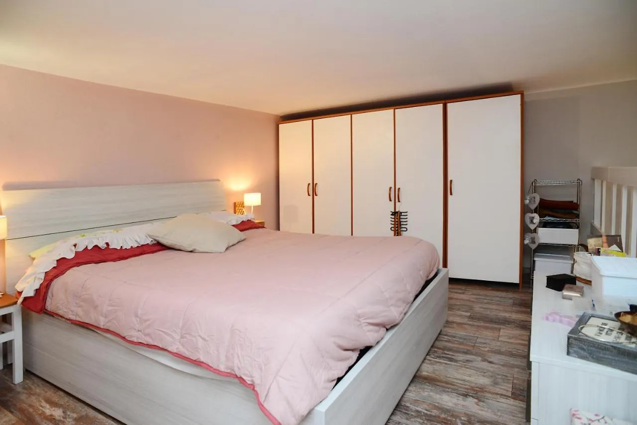 Comfortable, Silent And Charming Loft By The Navigli Milan Italy